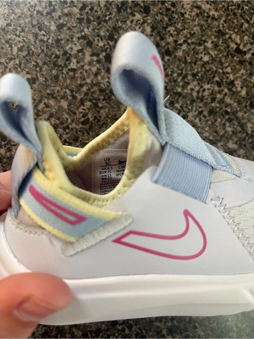 KIDS Nike Flex Running Shoes - Size 5C